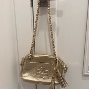Tory Burch | Tory Burch Metallic Gold Leather Thea Chain Crossbody Bag